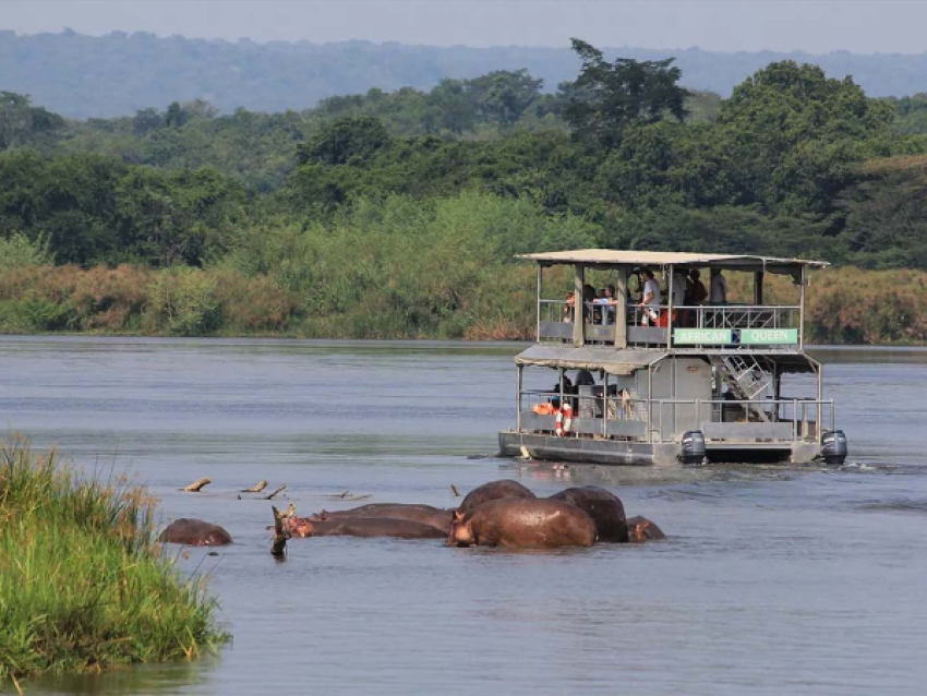 BOAT SAFARI LAUNCH ON THE NILE IN MURCHISON FALLS NATIONAL PARK
