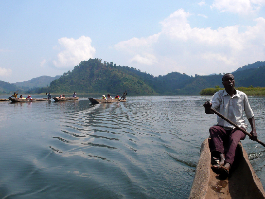 Canoeing on Lake Bunyonyi